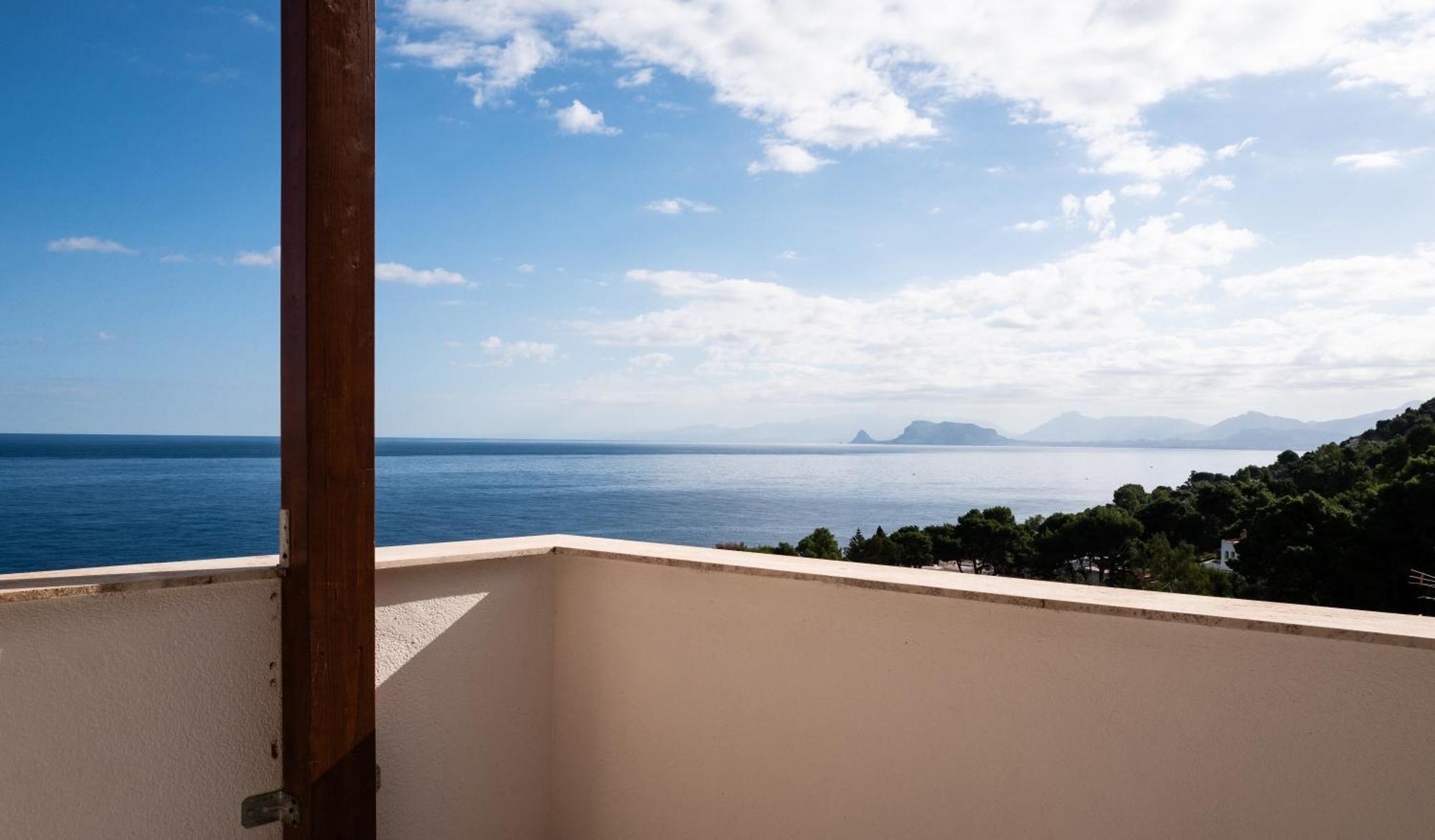Villa Banksy Addaura Mondello パレルモ エクステリア 写真